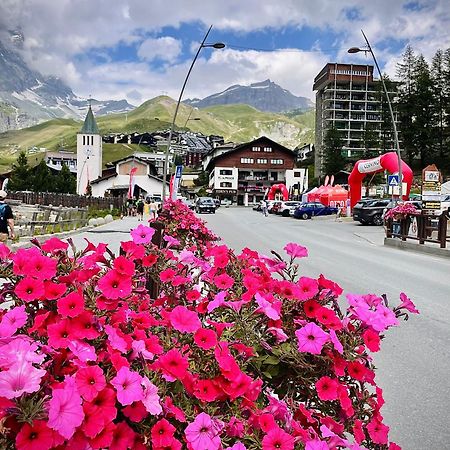 Ski Paradise - Cielo Alto Cervinia เบรยล์-แชร์วิเนีย ภายนอก รูปภาพ